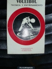 Vendo libro VOLEIBOL Tecnica y entrenamiento. Sobre Tecnicas deportivas publicadas por \"The Athletic Institute en 1982. - mejor precio | unprecio.es