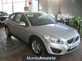 Volvo C30 1.6 MOMENTUM