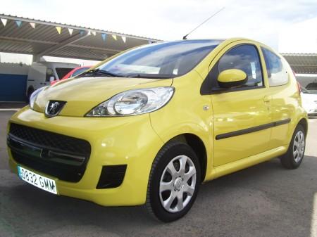 Peugeot 107 URBAN 1000 CC GASOLINA en Valencia