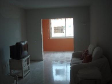 Apartamento con 2 dormitorios se vende en Estepona, Costa del Sol