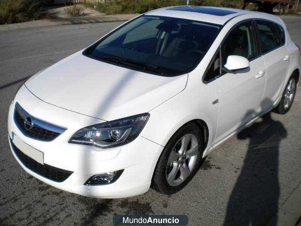 Opel Astra CDTi TECHO PIEL NAVI XENON MP