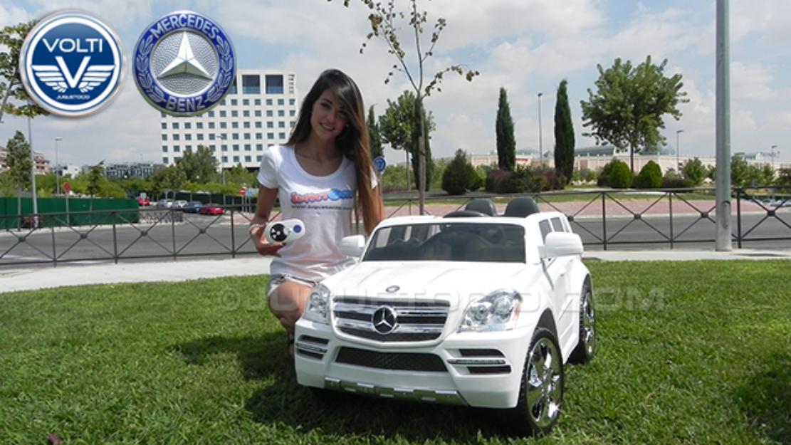 Coches a batería para niños Mercedes Benz de VOLTI