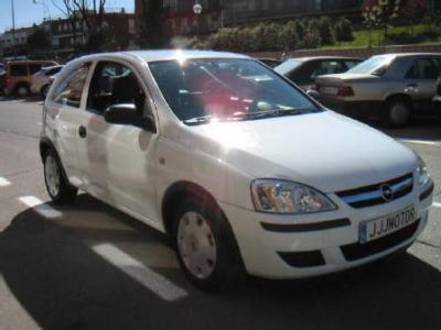 Opel corsa 1.3 cdti essentia