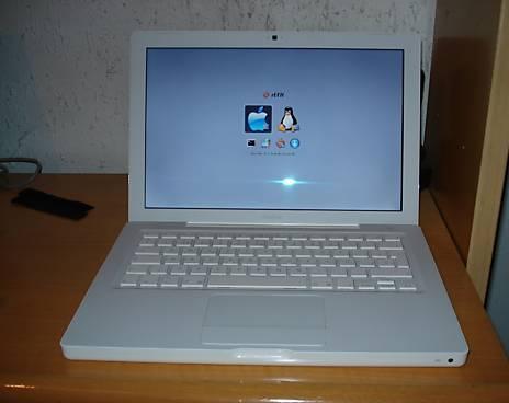 Apple MacBook 13,3