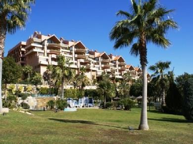 Apartamento con 5 dormitorios se vende en Marbella, Costa del Sol