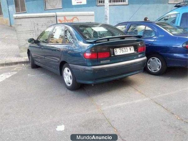 Renault Laguna RXE 2.2DT