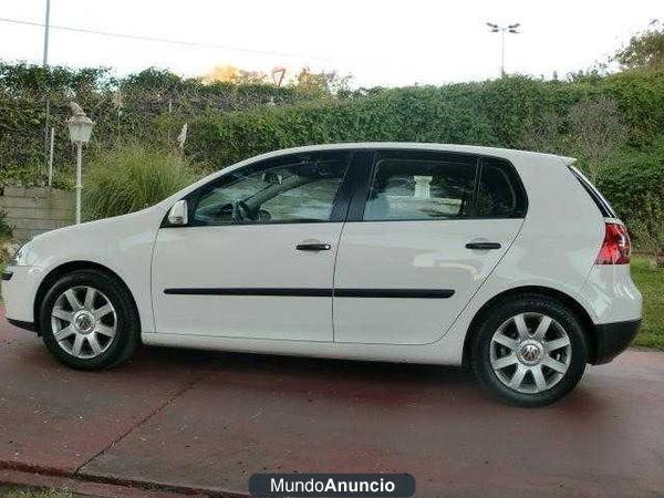 Volkswagen Golf 1.9TDI 105CV, BLANCO