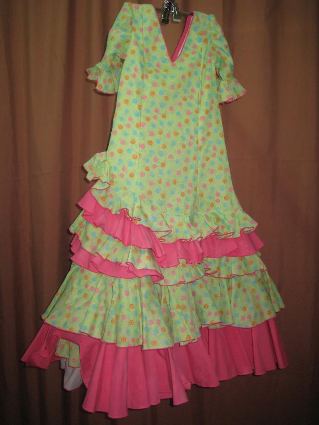 traje de flamenca para niña de 6-7 años