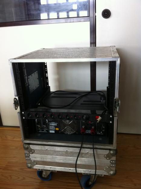 Vendo Flight Case con Rack de 6 unidades