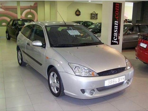 Venta de Ford Focus 1.8 Tdci Trend Kit Sport '02 en Valencia