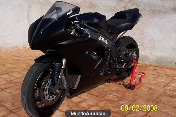 YAMAHA R1 2006