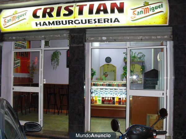 Hamburgueseria y patatas asadas