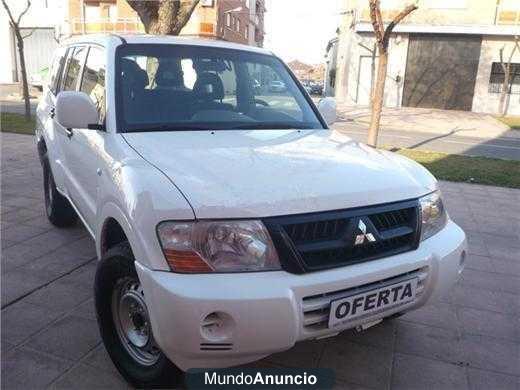 Mitsubishi Montero 2.5 TDI Sahel