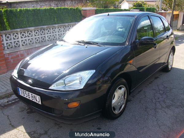 Ford Focus 1.6 100CV Trend