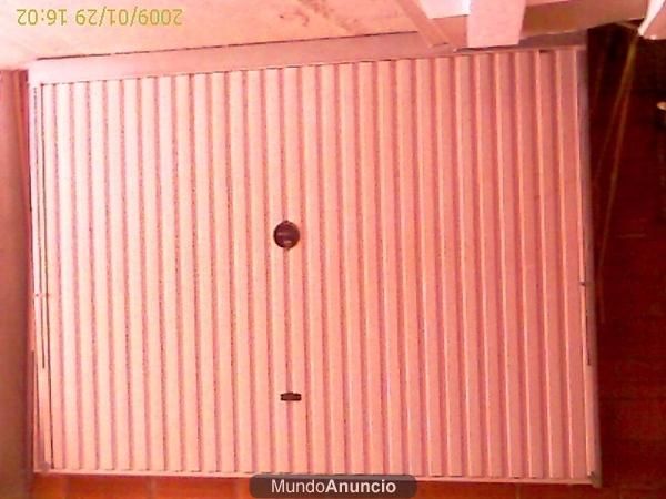 Cambio o compro chapa metálica ondulada por puerta de garaje