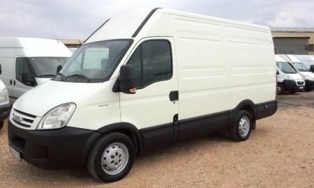 Iveco Daily 23 hpiao 2008 120cvperfecto estado en Valencia