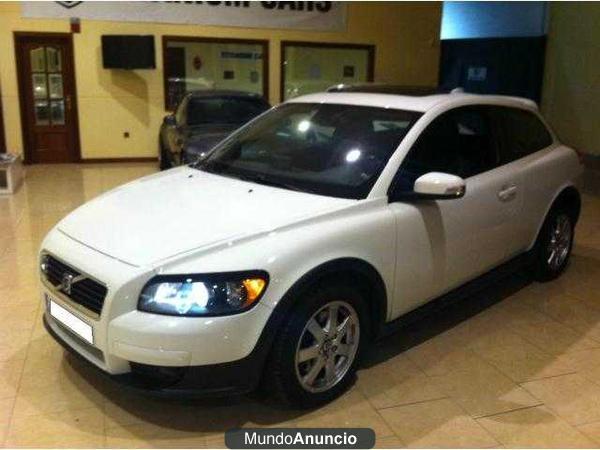 Volvo C30 D5 Momentum *Techo,Navi*