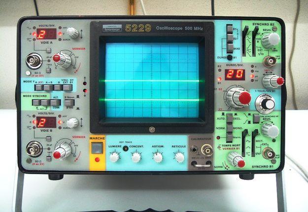 Osciloscopio analógico NUEVO de 500 Mhz. doble trazo SCHLUMBERGER , vendo