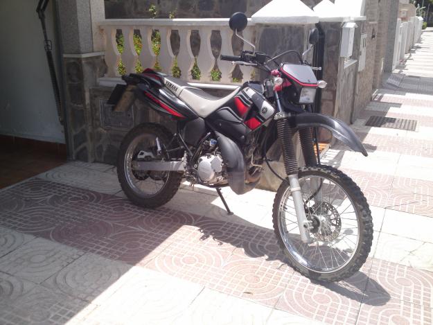 VENDO MOTO YAMAHA DT 125 ENDURO