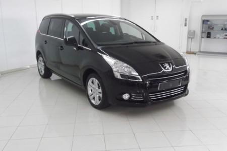 Peugeot 5008 SPORT PACK 20 HDI 150 en Barcelona