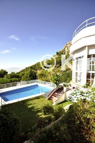 Villa San Anton urbanization, spectacular views of the bay of Malaga, ea