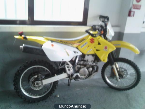 SUZUKI DRZ 400 E