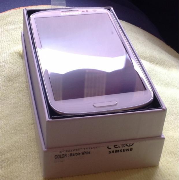 Samsung Galaxy S3 16Gb blanco ORIGINAL nuevo  + accesorios nuevos