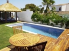 Chalet con 2 dormitorios se vende en Marbella, Costa del Sol - mejor precio | unprecio.es