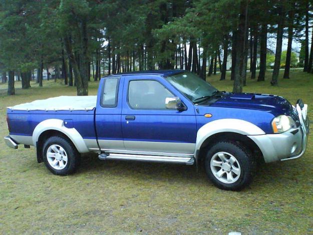 NISSAN Pickup 4X4 Navara