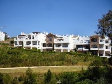 Apartamento con 2 dormitorios se vende en Marbella, Costa del Sol