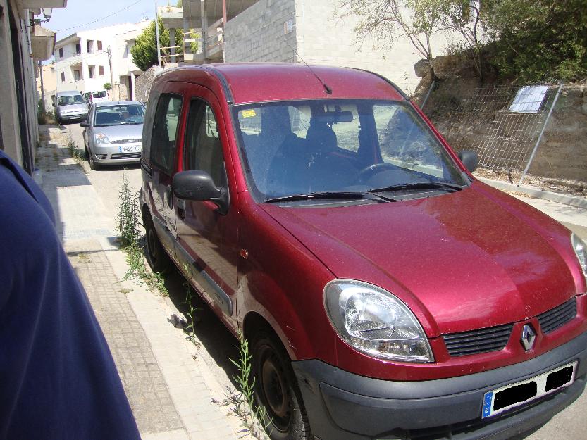 Renault Kangoo , sin problemas mecánicos..garantizadaaa .