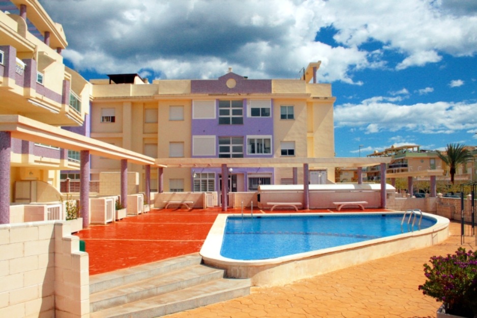 Apartamento 3d. XERACO PLAYA. Zona Paseo nuevo.