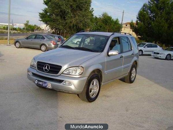 Mercedes-Benz ML 270 CDI +Navegacion, autom+pi