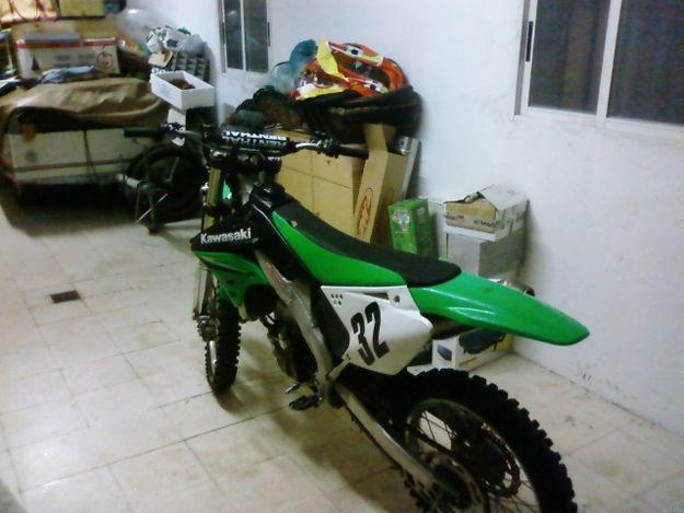 vendo kawasaki kxf 250 año 06