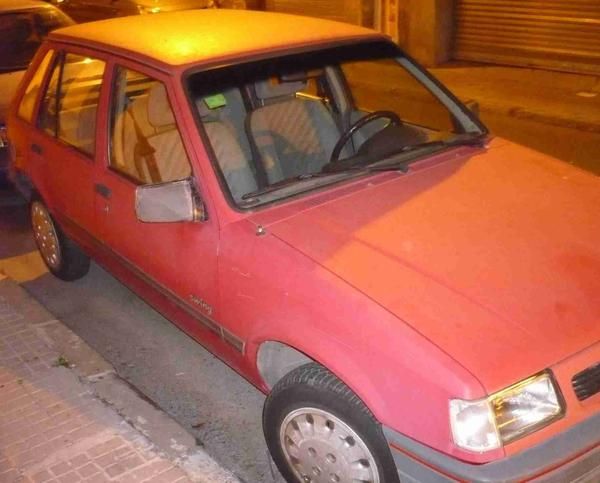 Vendo OPEL CORSA 1200   5 Puertas