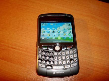 CHICA OFRECE BLACKBERRY DE OFERTA.!