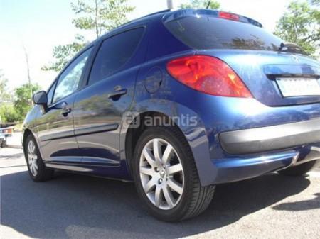 Peugeot 207 XT PACK 16 110CV en BARCELONA