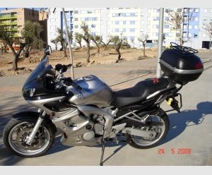 YAMAHA FAZER 600