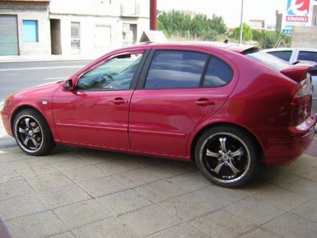 Venta de coche Seat Leon León 1.6 Stella '01 en Aljucer