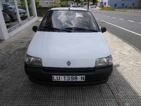 RENAULT CLIO 1.1 RL 5P - Lugo