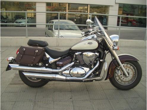 SUZUKI Intruder C800