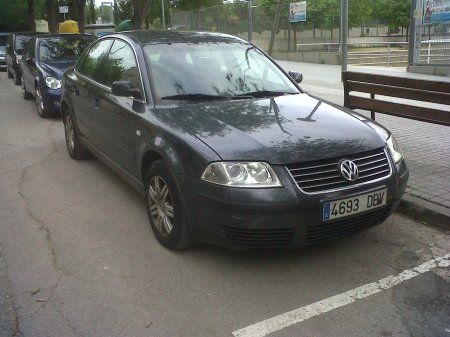 VOLKSWAGEN PASSAT 1.9 HIGLINE - BARCELONA