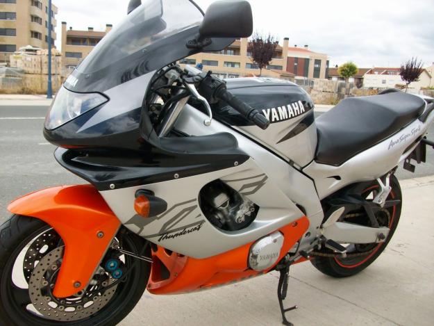 YAMAHA YZF 600 R Thundercat