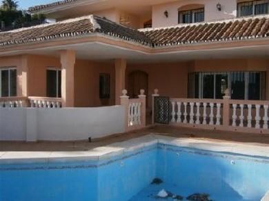 Chalet con 4 dormitorios se vende en Mijas Costa, Costa del Sol