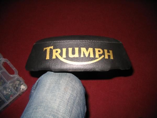 asiento Triumph Boneville