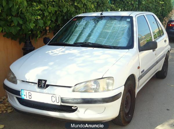 Peugeot 106 Long Beach