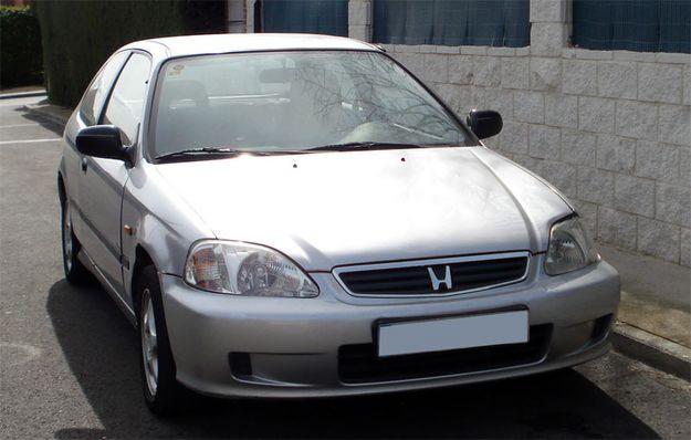 VENDO HONDA CIVIC 1.4 DREAM 3.500€!!