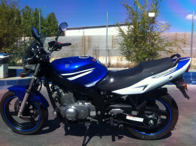 Vendo Suzuki GS 500 de 2008 por 2.000€