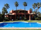 Chalet con 4 dormitorios se vende en Benahavis, Costa del Sol - mejor precio | unprecio.es