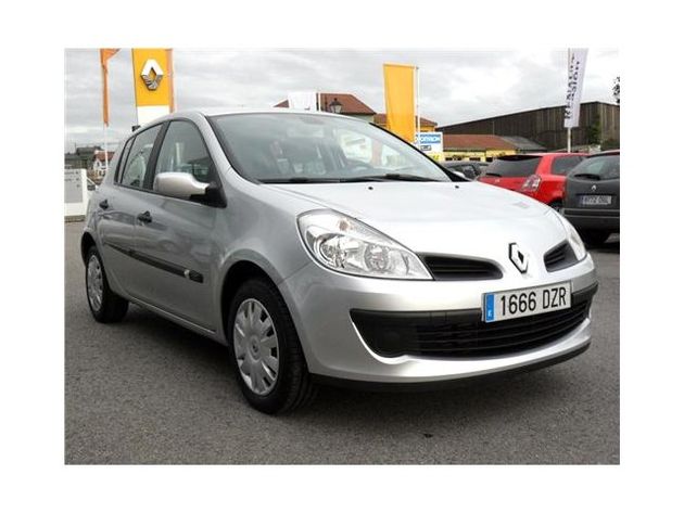 RENAULT ESPACE AUTHENTIQUE 2.2DCI